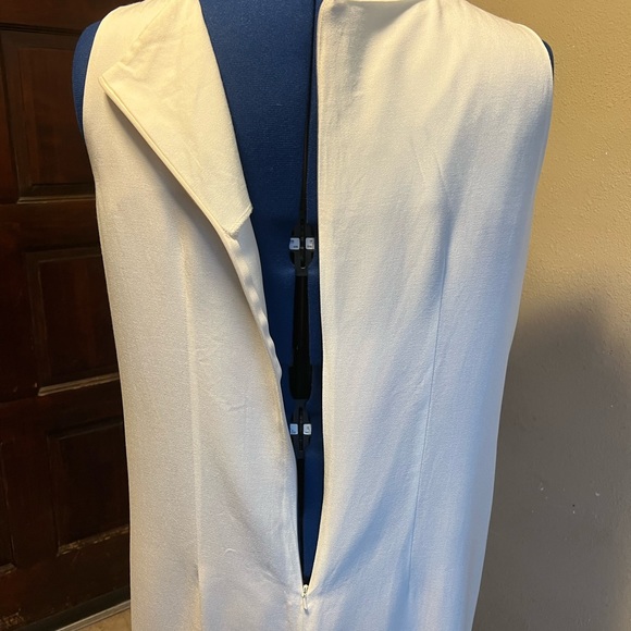 Cream colored sleeveless dress with cover jacket and embroidered size 16 - Picture 7 of 11